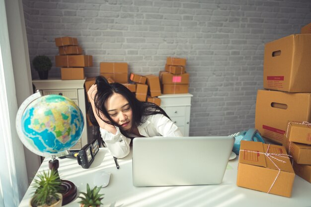 选择合适的亚马逊商家注册网址：新手卖家的第一步