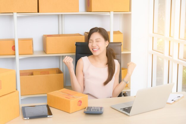 海外仓与FBA协同运营：旺季爆单的备货策略