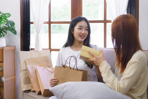 亚马逊品牌加速器计划：大卖家的独家资源揭秘